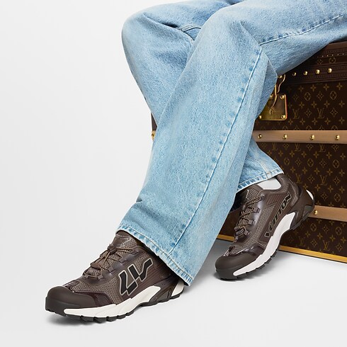 LV Runner Tatic Sneaker in Men's Shoes Sneakers for Men collections by Louis Vuitton (Product zoom)