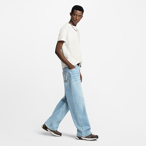 LV Runner Tatic Sneaker in Men's Shoes Sneakers for Men collections by Louis Vuitton (Product zoom)