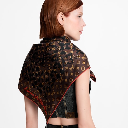 LV Safari Square 90 . in Women's Accessories Silk Squares and Bandeaus collections by Louis Vuitton (Product zoom)