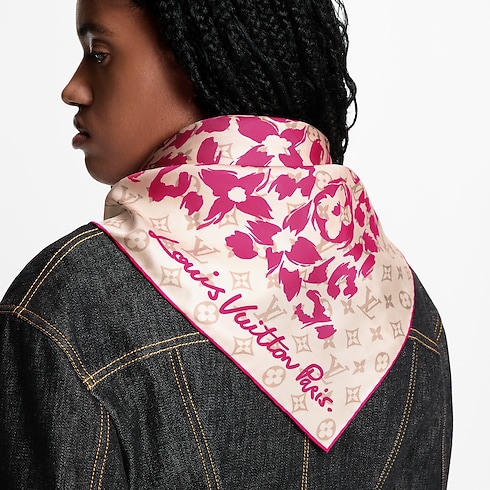 LV Safari Square 90 . in Women's Accessories Silk Squares and Bandeaus collections by Louis Vuitton (Product zoom)