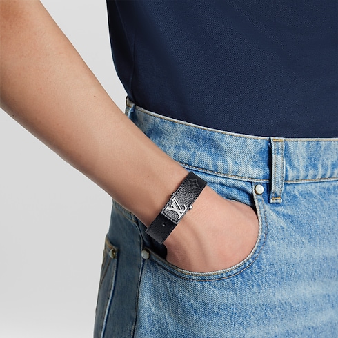 LV Slim Bracelet Monogram Eclipse in New's Ramadan Ramadan Selection for Him collections by Louis Vuitton (Product zoom)