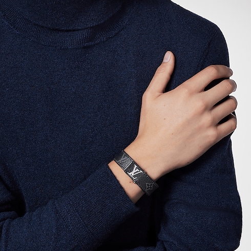 LV Slim Bracelet Monogram Eclipse in Men's Fashion Jewellery All Fashion Jewellery collections by Louis Vuitton (Product zoom)