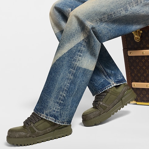 LV Trainer Maxi Sneaker in Men's Shoes Sneakers for Men collections by Louis Vuitton (Product zoom)