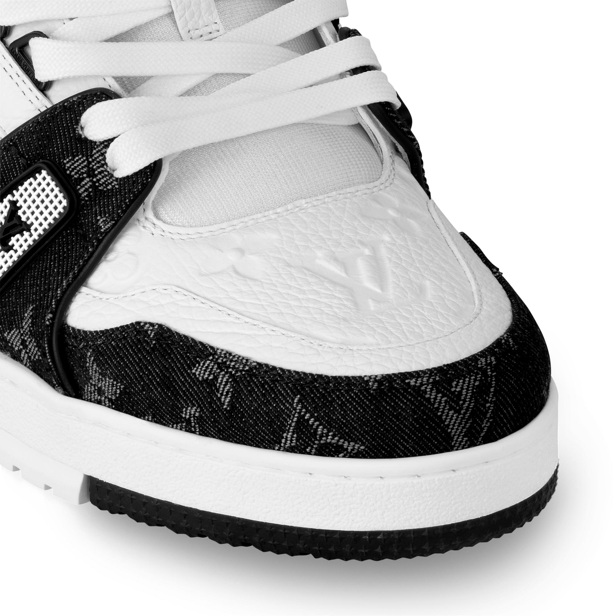 LV Trainer Sneaker  in Men