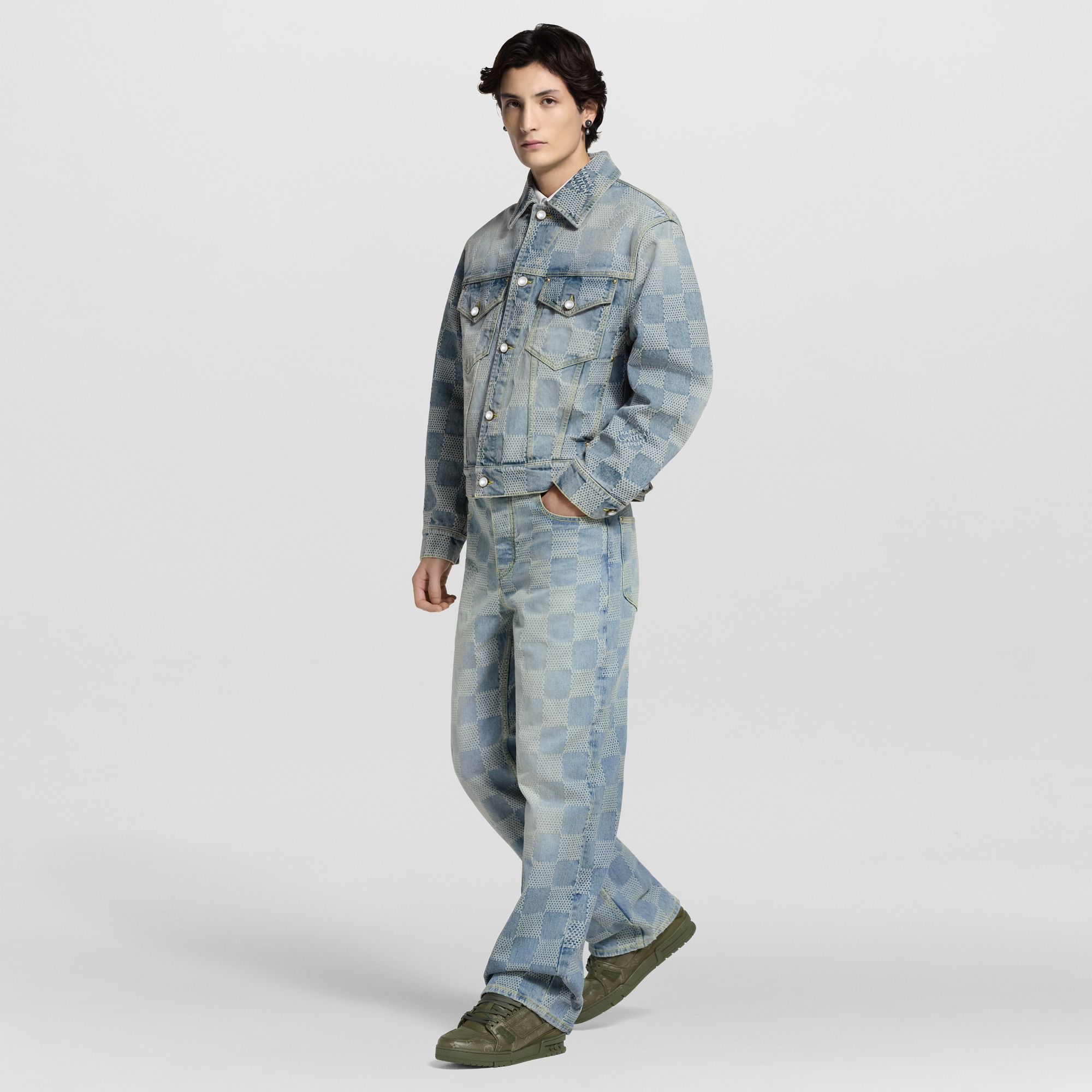 LV Trainer Sneaker  in Men