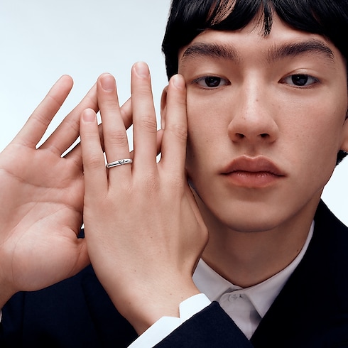 LV Volt Multi Wedding Band, White Gold in Jewellery's Categories All Fine Jewellery collections by Louis Vuitton (Product zoom)