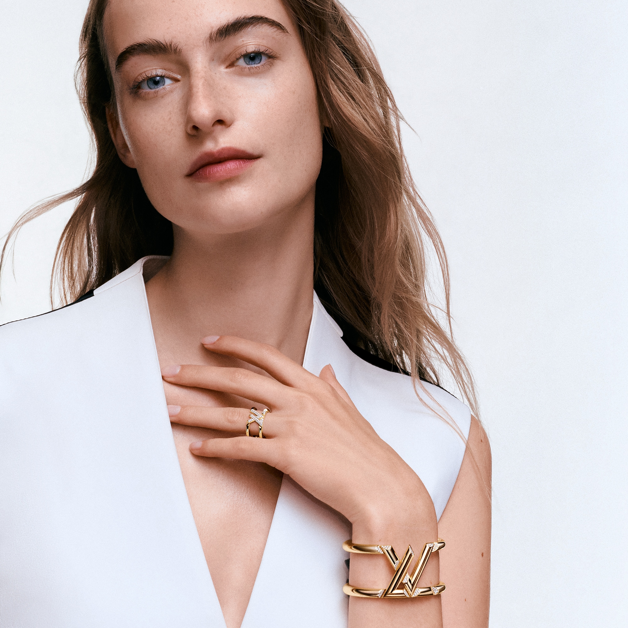 LV Volt One Ring  in Jewellery