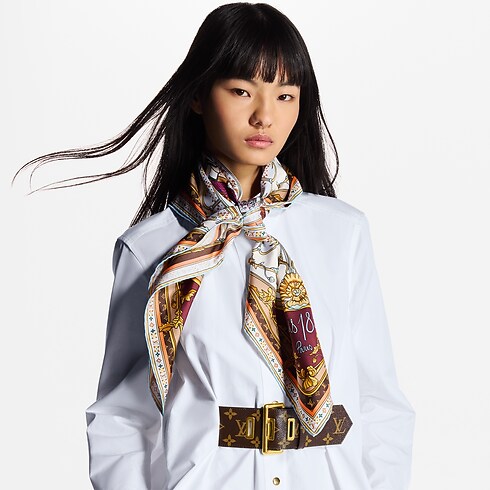 Maison De Famille Square 90 . in Women's Accessories Silk Squares and Bandeaus collections by Louis Vuitton (Product zoom)