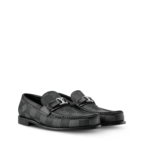 Graphite (Not available)