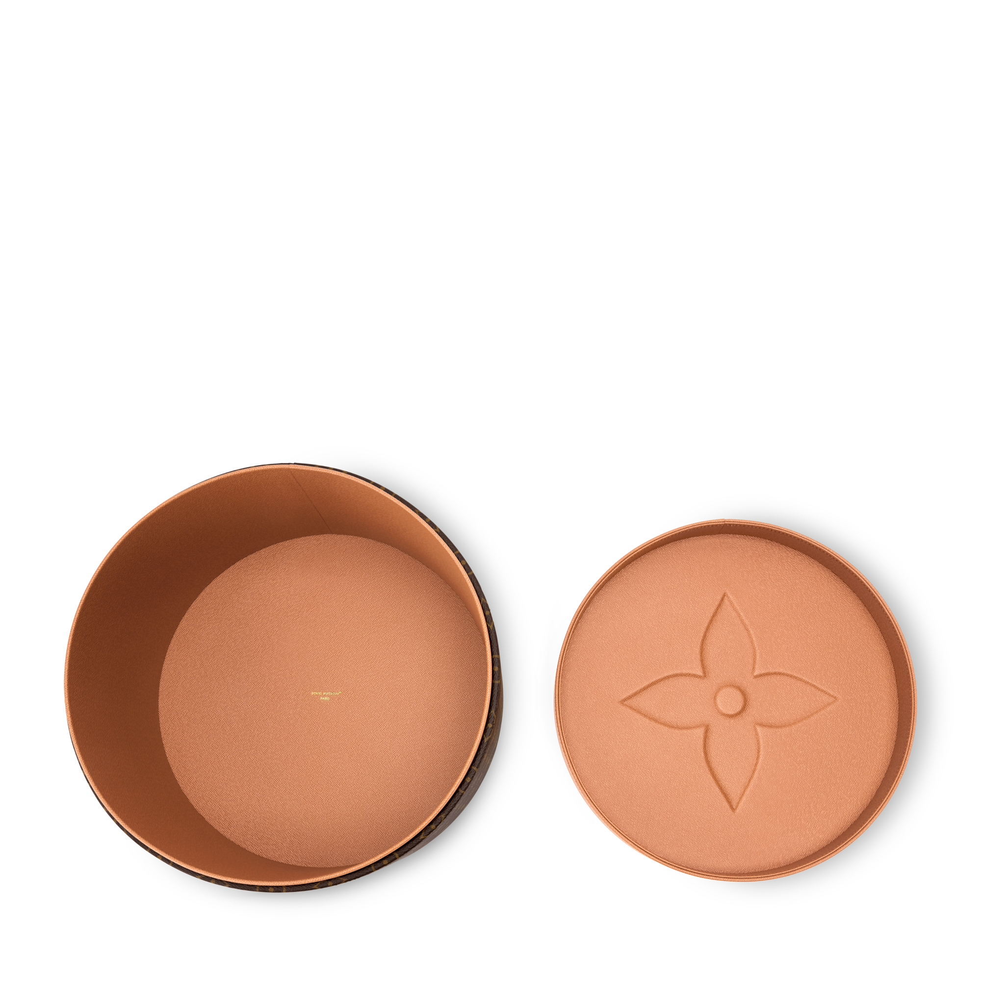 Martha Round Box GM . in Trunks, Travel and Home