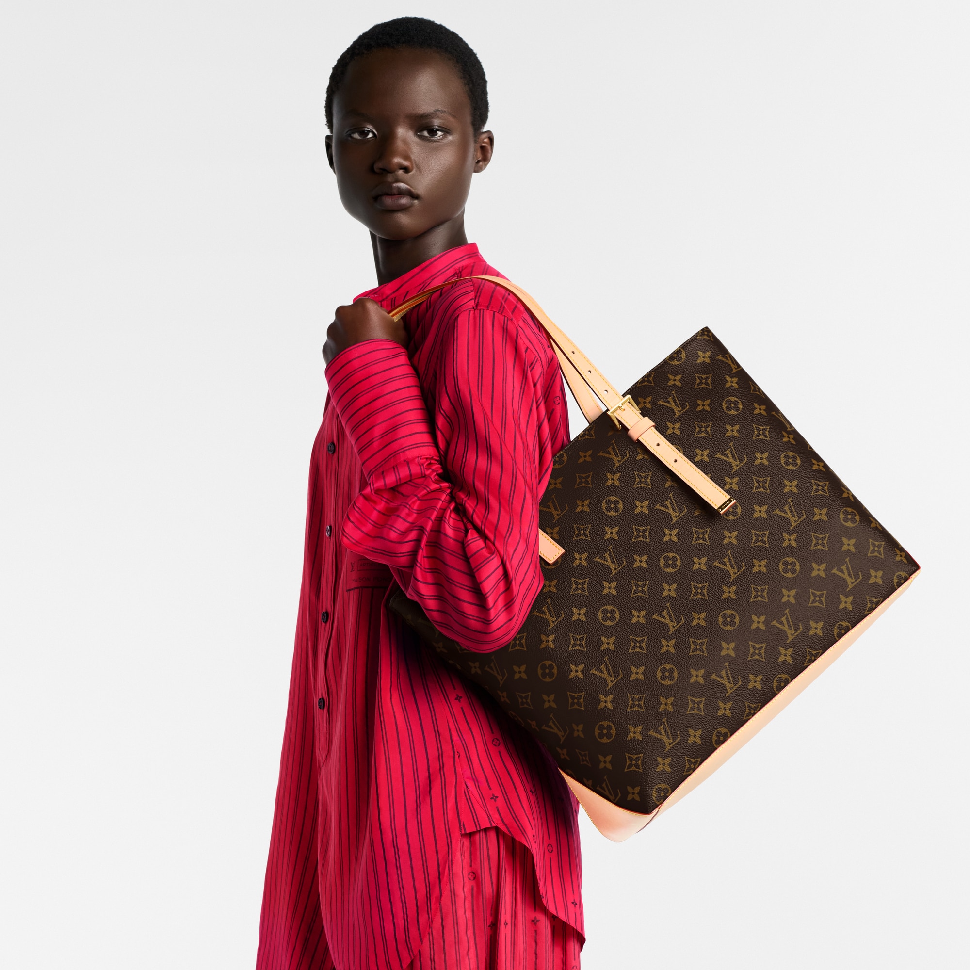 Mezzo Monogram in Women