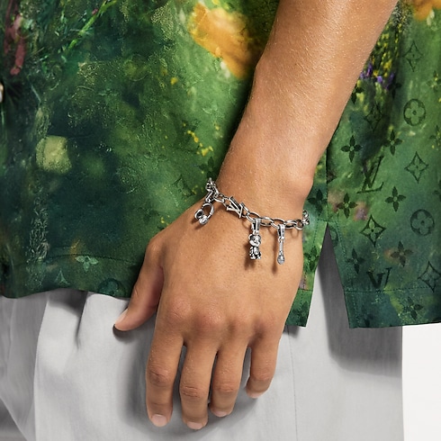 Microphone Charm . in Men's Fashion Jewellery All Fashion Jewellery collections by Louis Vuitton (Product zoom)