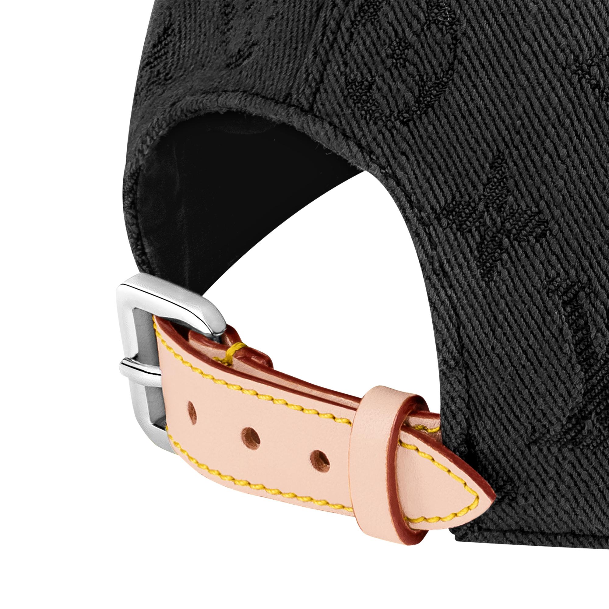 Monogram Essential Cap . in Men