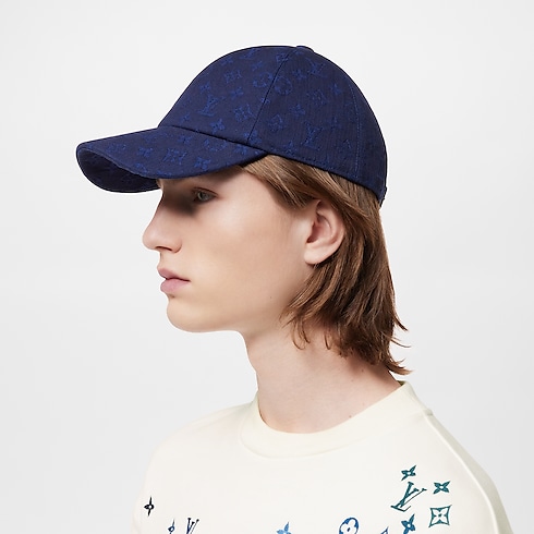 Monogram Essential Cap . in Men's Accessories Hats, Beanies and Gloves collections by Louis Vuitton (Product zoom)