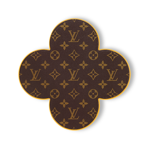 Monogram Flower Trinket Bowl . in Trunks, Travel and Home's Highlights Art of Living Campaign collections by Louis Vuitton (Product zoom)