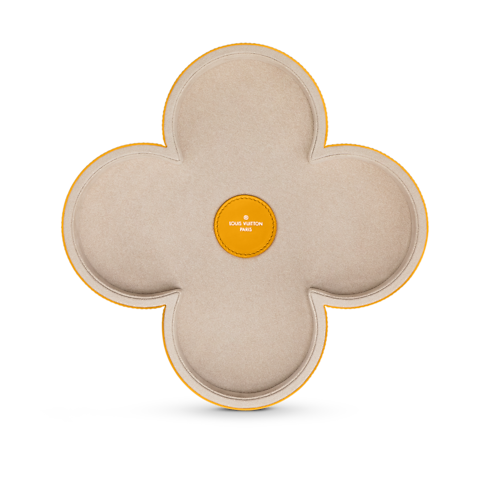 Monogram Flower Trinket Bowl . in Trunks, Travel and Home's Highlights Art of Living Campaign collections by Louis Vuitton (Product zoom)