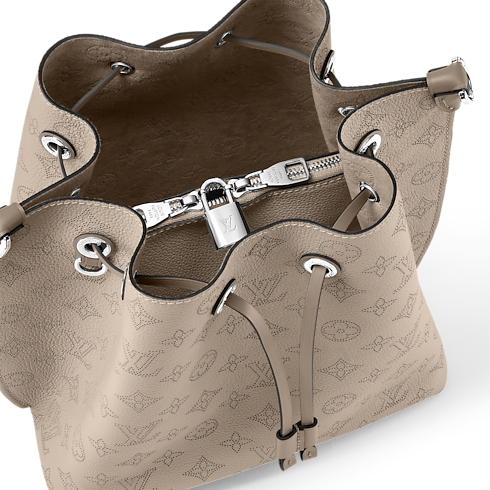 Muria Mahina in Women's Handbags All Handbags for Women collections by Louis Vuitton (Product zoom)