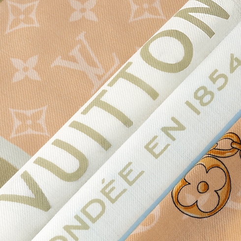 My Neverfull Shawl . in Women's Accessories Shawls and Stoles collections by Louis Vuitton (Product zoom)