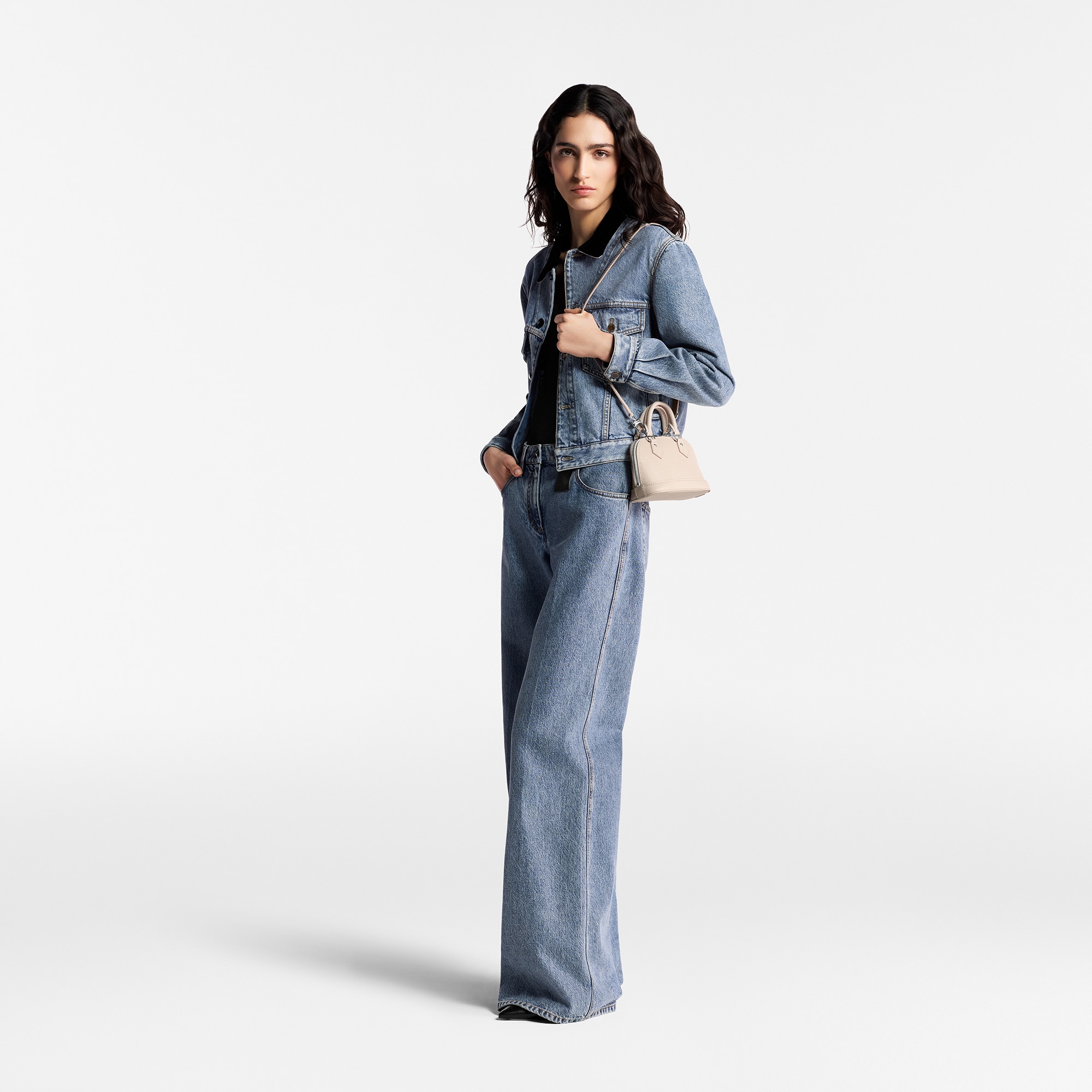 Nano Alma Epi Leather in Women