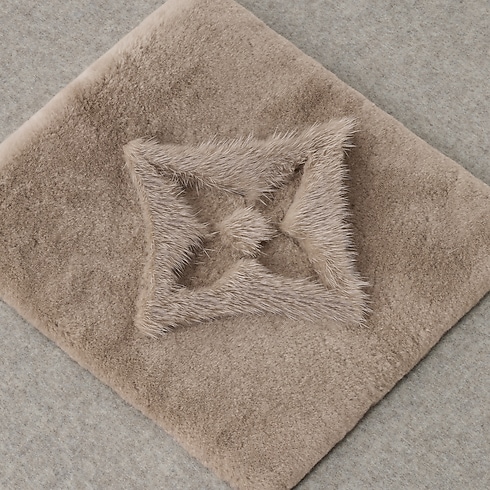 Neo Blizzard Scarf . in Women's Accessories Women's Scarves collections by Louis Vuitton (Product zoom)