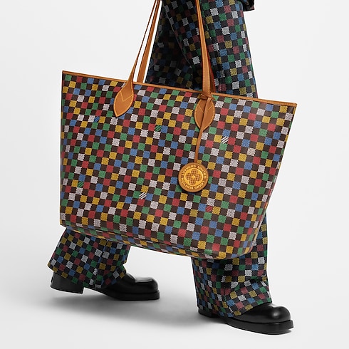 Nevereverfull Damier Ebene in Men's Travel Men's Duffle and Travel Bags collections by Louis Vuitton (Product zoom)