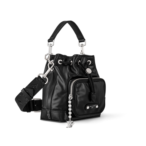 Noé Cargo Autres Cuirs in Bags and Small Leather Goods's Men Bags Newness collections by Louis Vuitton (Product zoom)