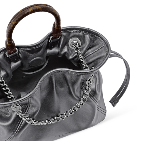 Off Duty BB LV Vibe in Women's Handbags All Handbags for Women collections by Louis Vuitton (Product zoom)