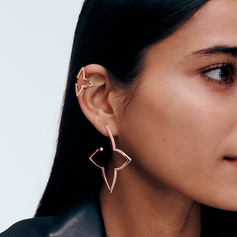 Ombre Blossom XL Hoops, Pink Gold and Diamonds in Jewellery's Categories Earrings collections by Louis Vuitton (Product zoom)