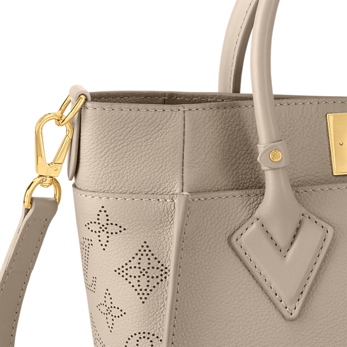 On My Side PM High End Leathers in Women's Handbags All Handbags for Women collections by Louis Vuitton (Product zoom)