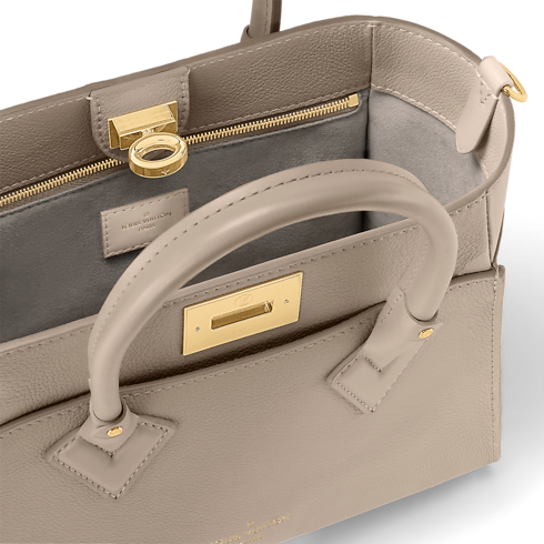 On My Side PM High End Leathers in Women's Handbags All Handbags for Women collections by Louis Vuitton (Product zoom)