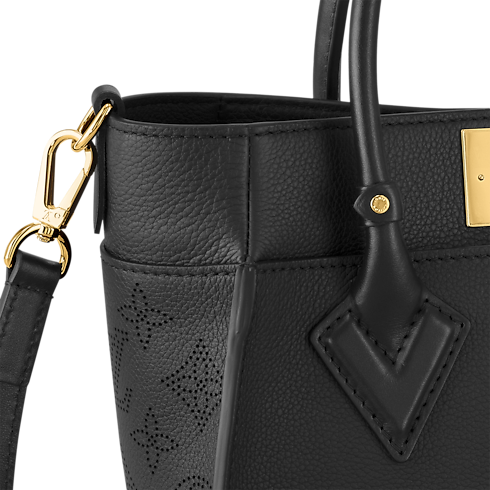 On My Side PM High End Leathers in Women's Handbags All Handbags for Women collections by Louis Vuitton (Product zoom)