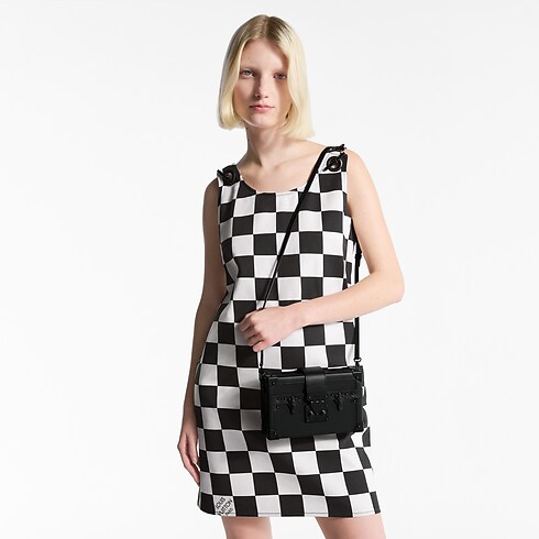 Petite Malle in Women's Handbags All Handbags for Women collections by Louis Vuitton (Product zoom)