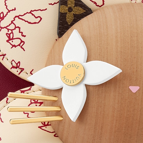 Petula Cat . in Trunks, Travel and Home's Sport and Games } collections by Louis Vuitton (Product zoom)