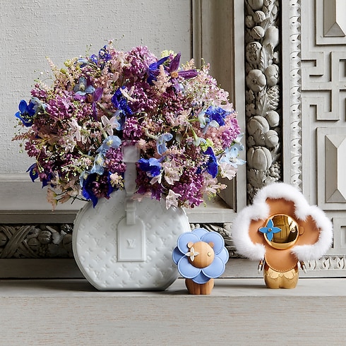 Porcelain Vase Petite Boite Chapeau Monogram in Trunks, Travel and Home's Highlights Art of Living Campaign collections by Louis Vuitton (Product zoom)