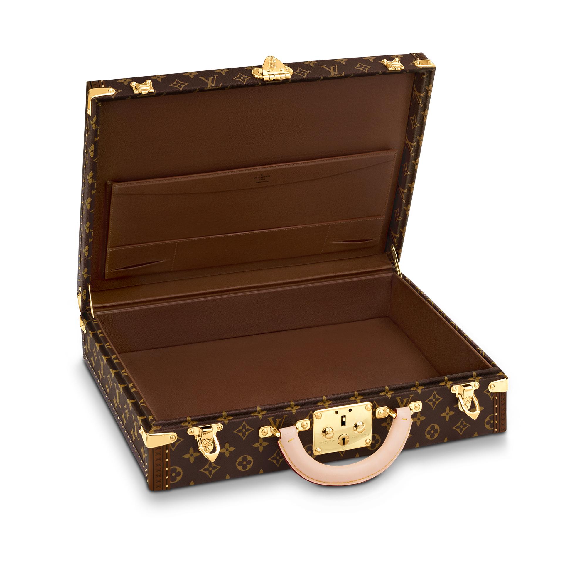 PRESIDENT  Monogram in Les Extraordinaires