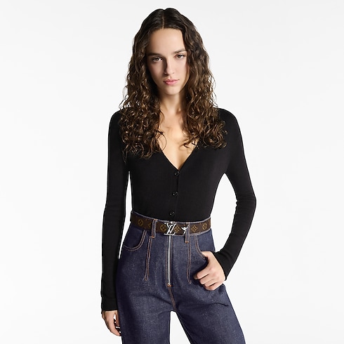 Pretty LV 30mm Reversible Belt Monogram in Women's Accessories Women's Belts collections by Louis Vuitton (Product zoom)