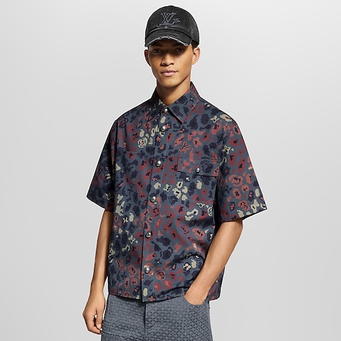 Printed Short-Sleeved Workwear Shirt in Men's Ready-to-Wear Shirts collections by Louis Vuitton (Product zoom)