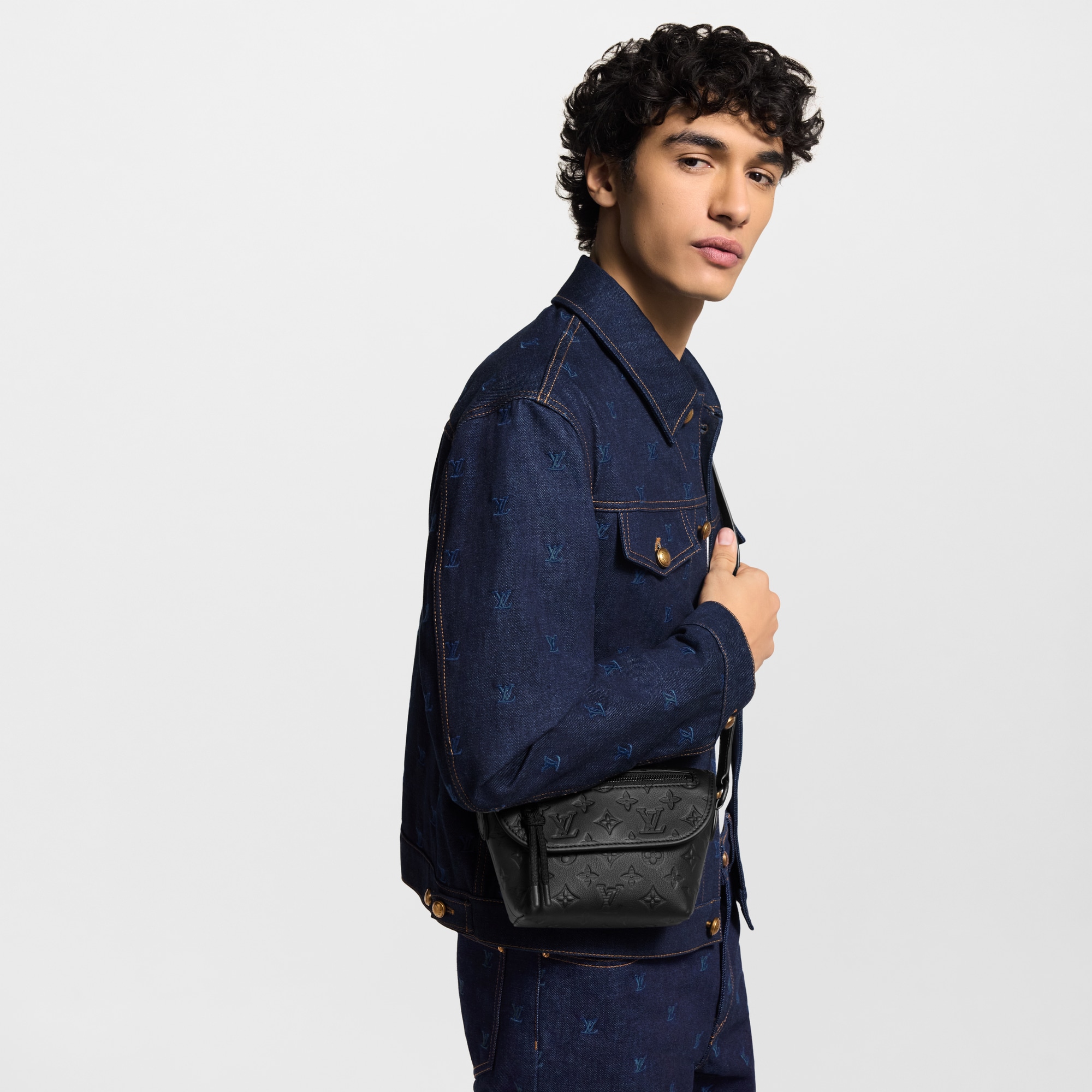 Pulse Wearable Wallet G65 in Men