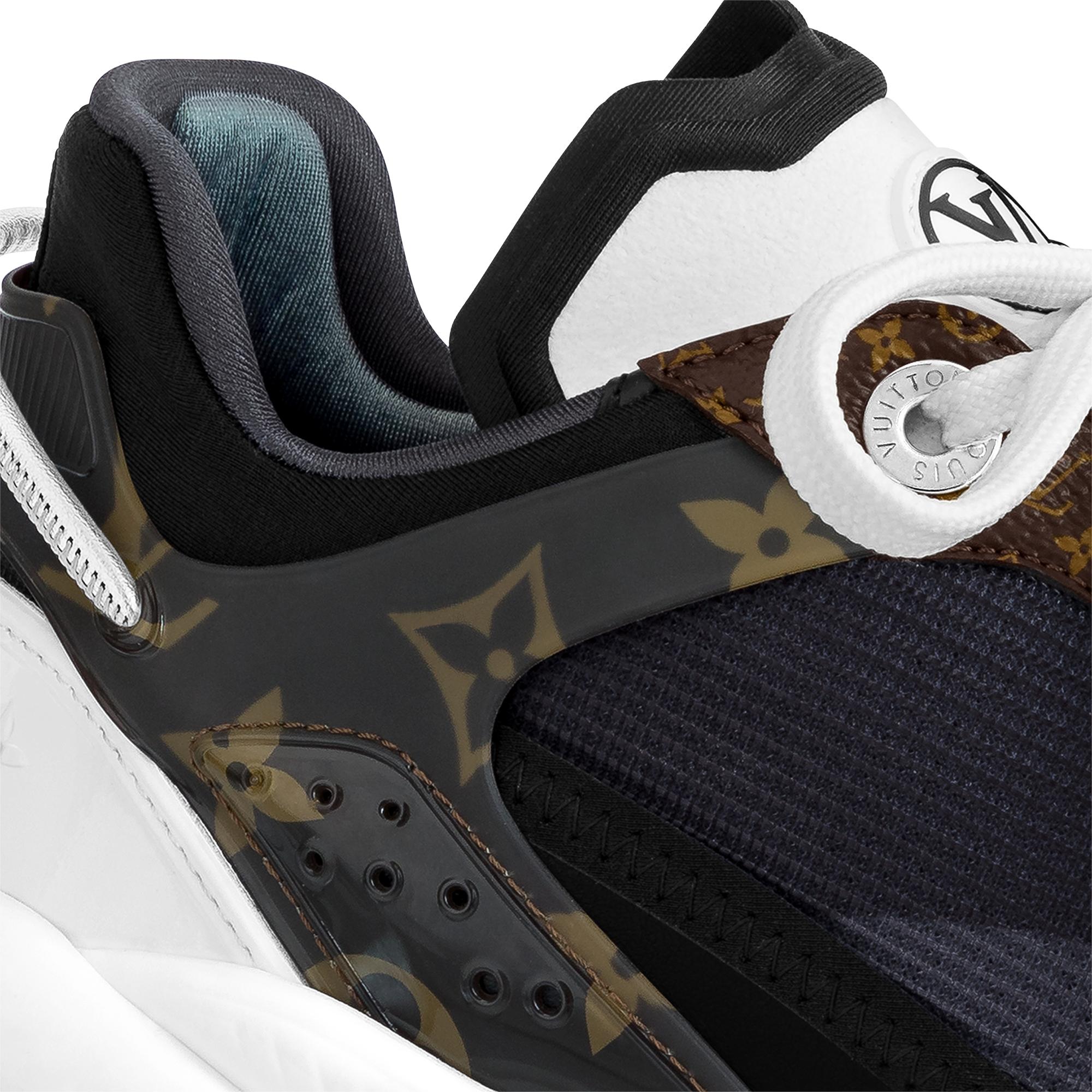 Run 55 Sneaker  in Women