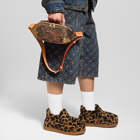 Rush Bumbag Other Monogram Canvas in Bags and Small Leather Goods's Men Bags Newness collections by Louis Vuitton (Product zoom)