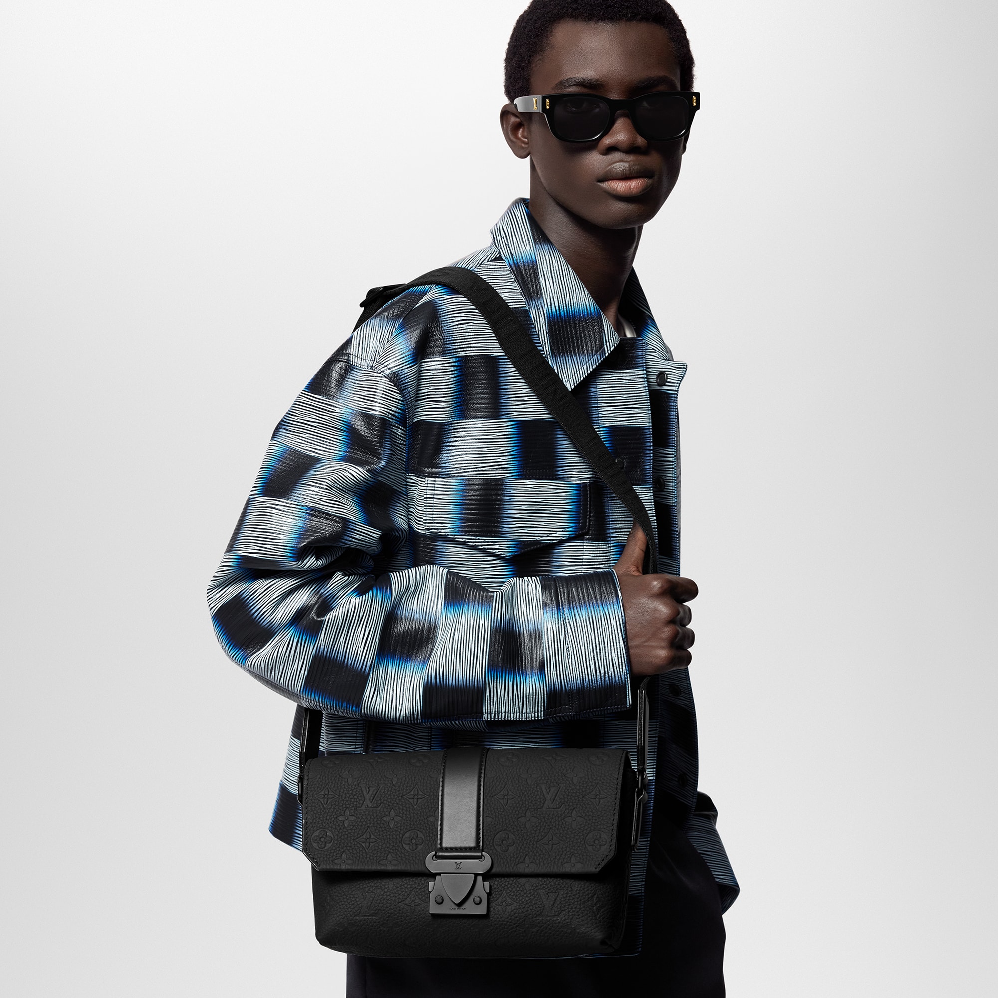 S-Cape Messenger Monogram Taurillon Leather LG - G90 in Men