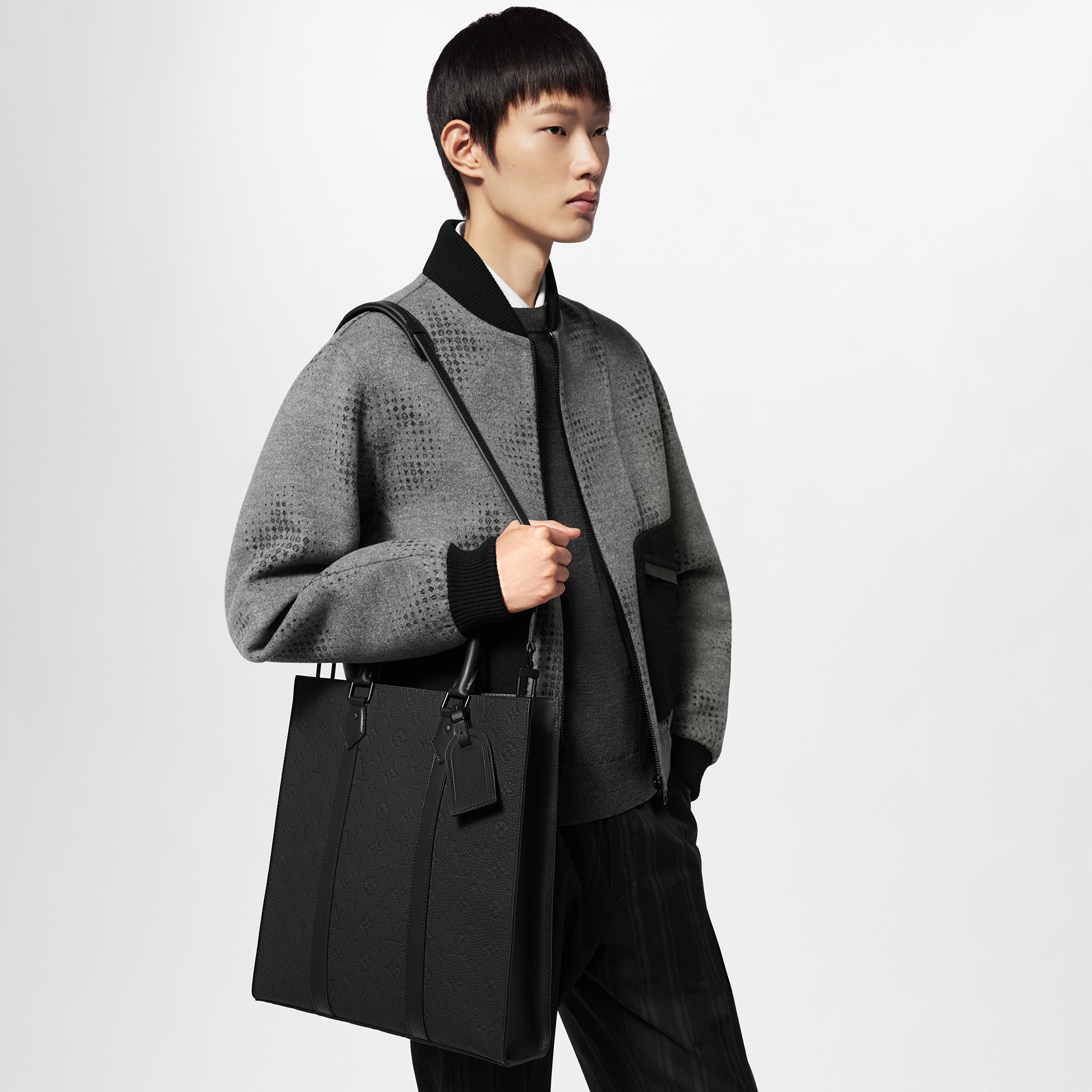 Sac Plat NV Monogram Taurillon Leather LG - G90 in Men