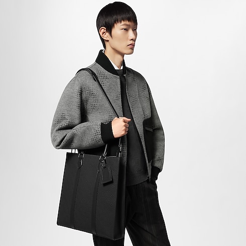 Sac Plat NV Monogram Taurillon Leather LG - G90 in Men's Bags All Collections collections by Louis Vuitton (Product zoom)