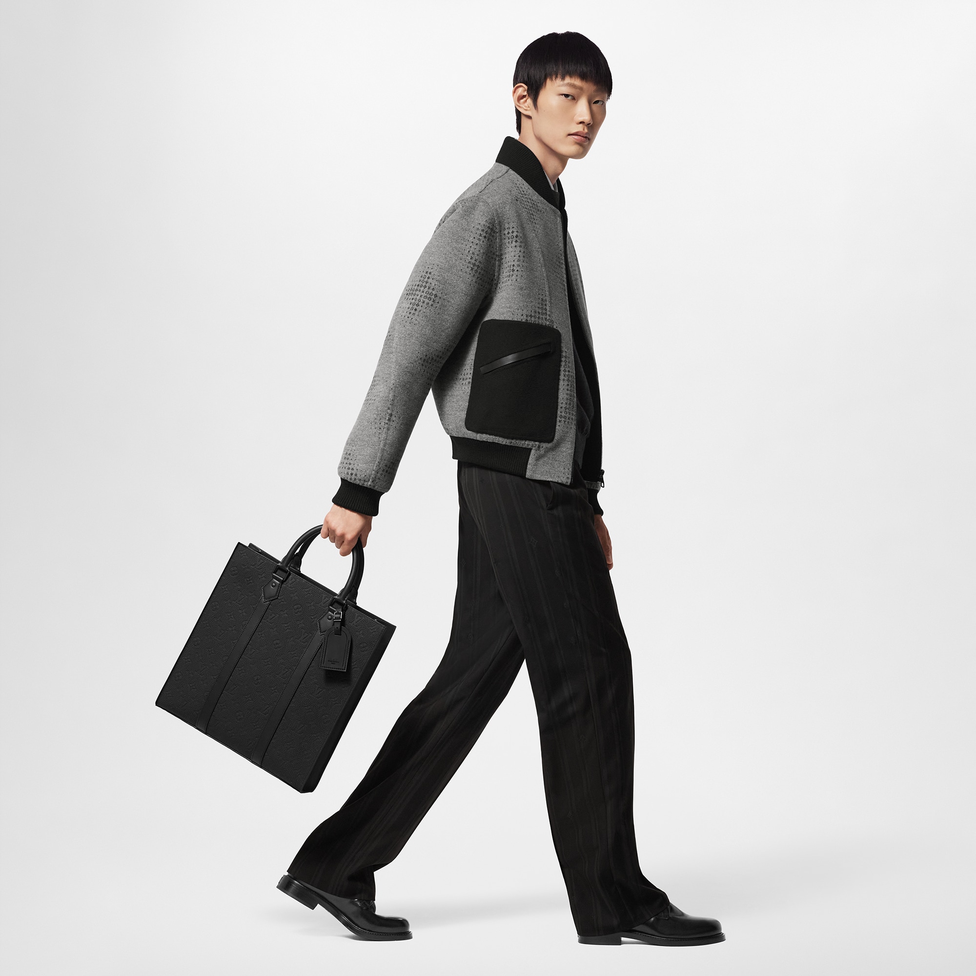 Sac Plat NV Monogram Taurillon Leather LG - G90 in Men