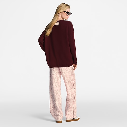 Seamless Cashmere Pullover in Women's Ready-to-Wear Knitwear collections by Louis Vuitton (Product zoom)