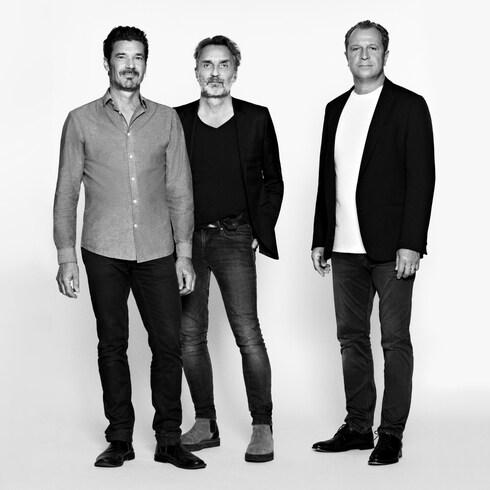 Serpentine Table GM by Atelier Oï in Trunks, Travel and Home's Home and Art of Dining Furniture collections by Louis Vuitton