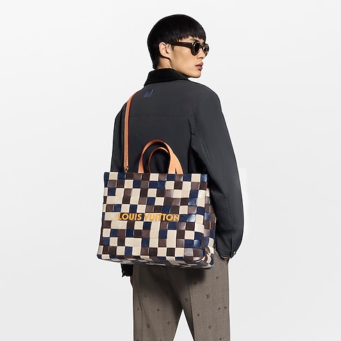 Shopper Tote MM in Bags and Small Leather Goods's Men Bags Shopper Tote collections by Louis Vuitton (Product zoom)
