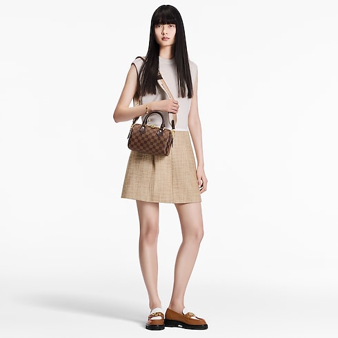 Speedy Bandoulière 20 Damier Ebene in Women's Handbags All Handbags for Women collections by Louis Vuitton (Product zoom)