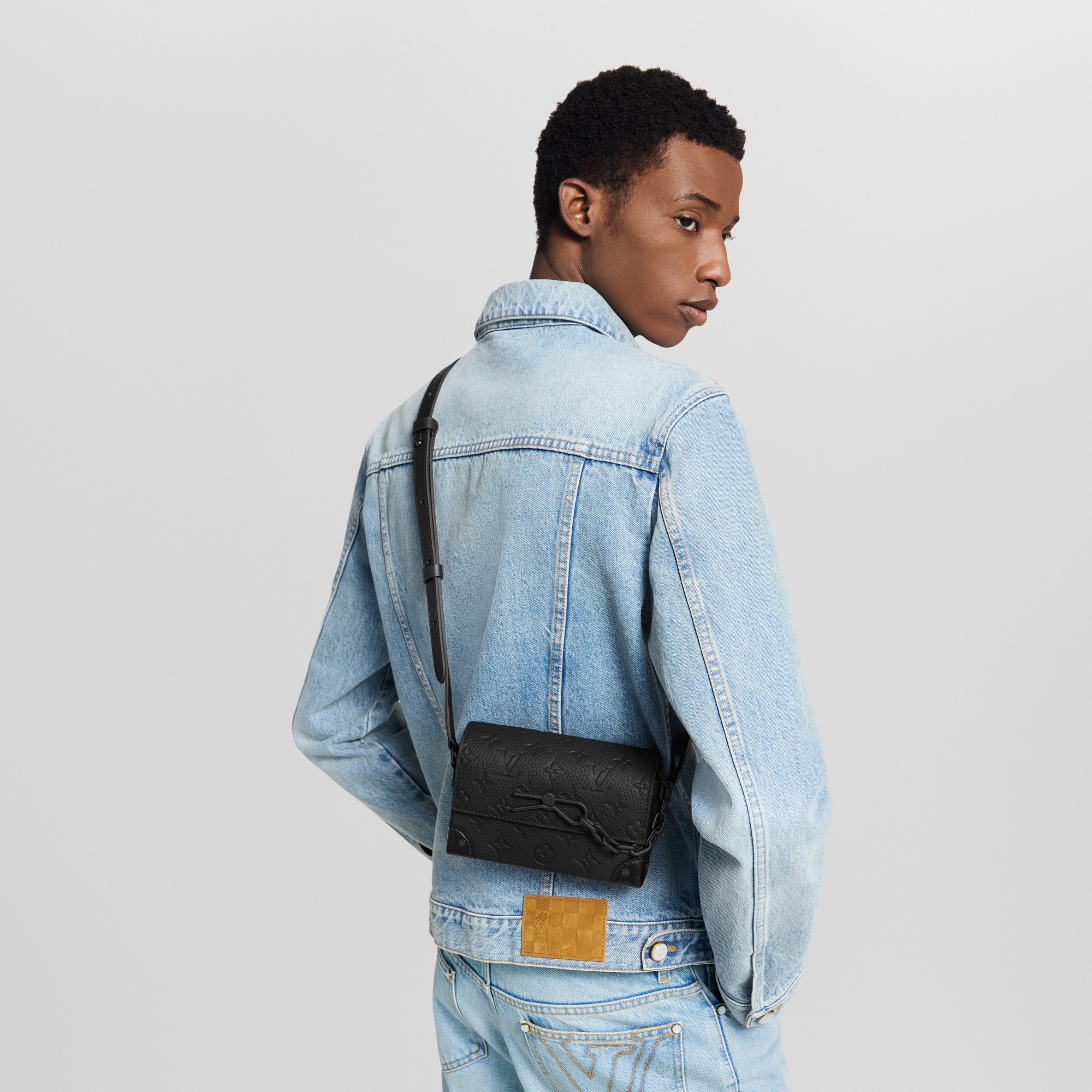 Steamer Wearable Wallet  Monogram Taurillon Leather LG - G90 in Men