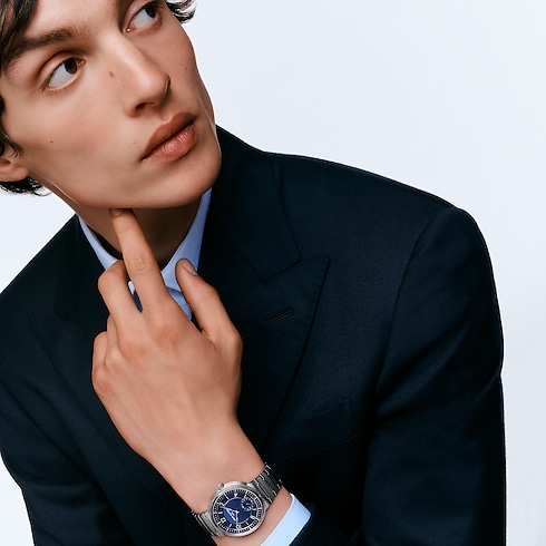 Tambour, Automatic, 40mm, Steel in Watches's All Watches } collections by Louis Vuitton (Product zoom)